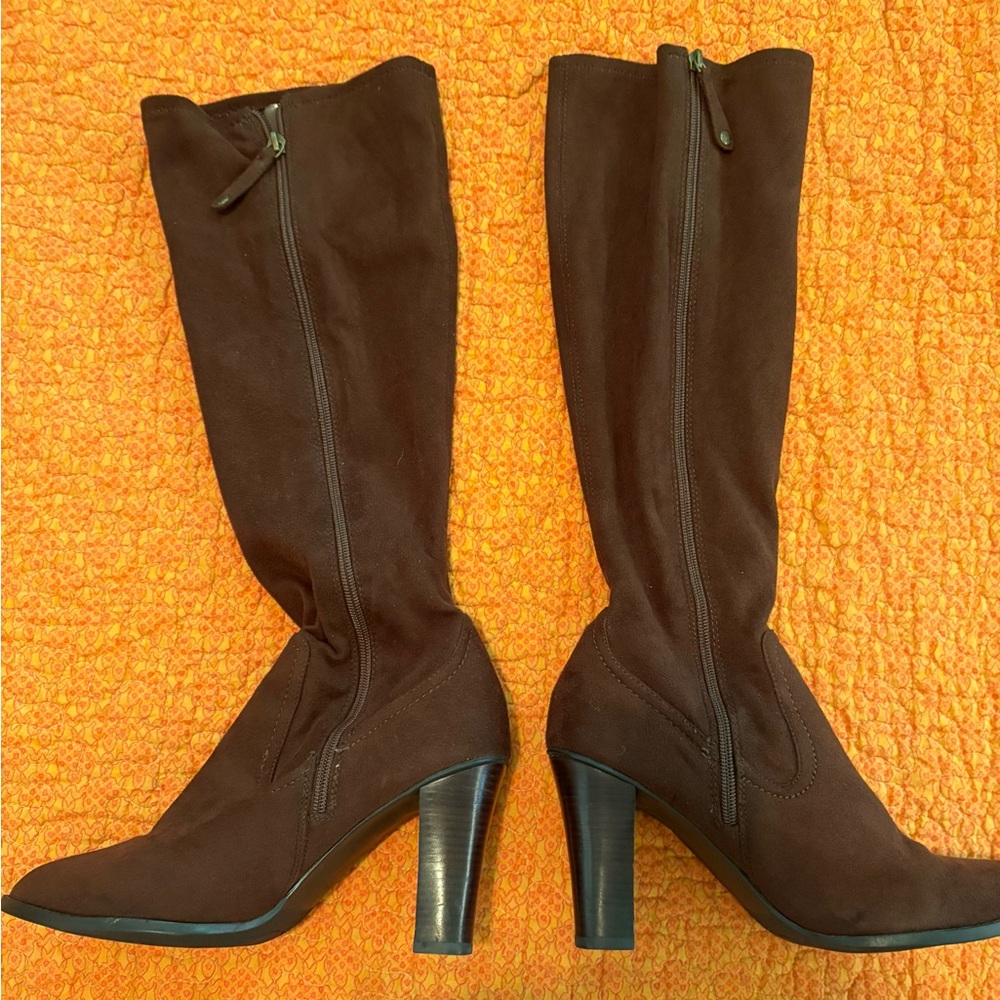 Brown Knee-High Women's Boots